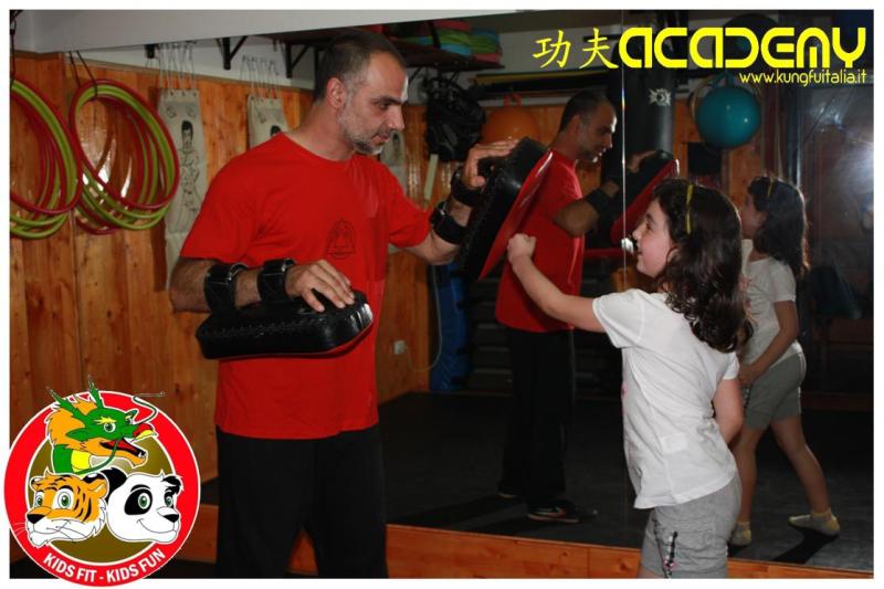 Kung Fu Caserta Academy IMAA Italia www.kungfuitalia.it wing tjun chun bambini palestra ving tsun difesa personale sport da combattimento sifu salvatore mezzone (56)